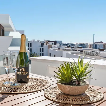 Casa De Koko - Luxury With Pool - Near Apartmán